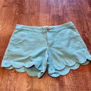 Lilly Pulitzer Aqua blue Buttercup Scallop-Hem Shorts size 8 cotton textured